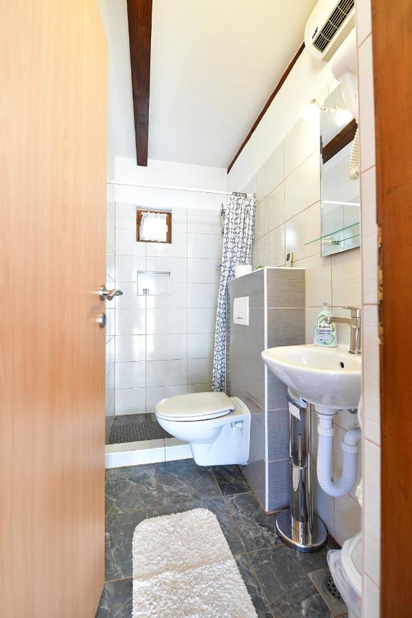 Guest House Family Dukic Rakovica Dış mekan fotoğraf